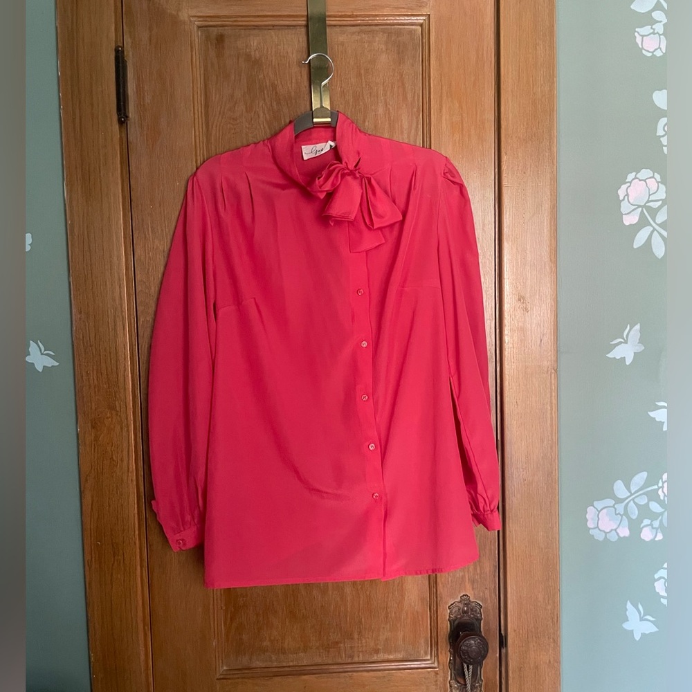Vintage Coral bow neck blouse